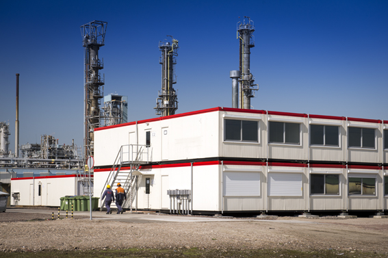 Kantoorgebouw Shell Petrochemie terrein